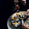 Градинско парти в ресторант Jardin: Oysters friday