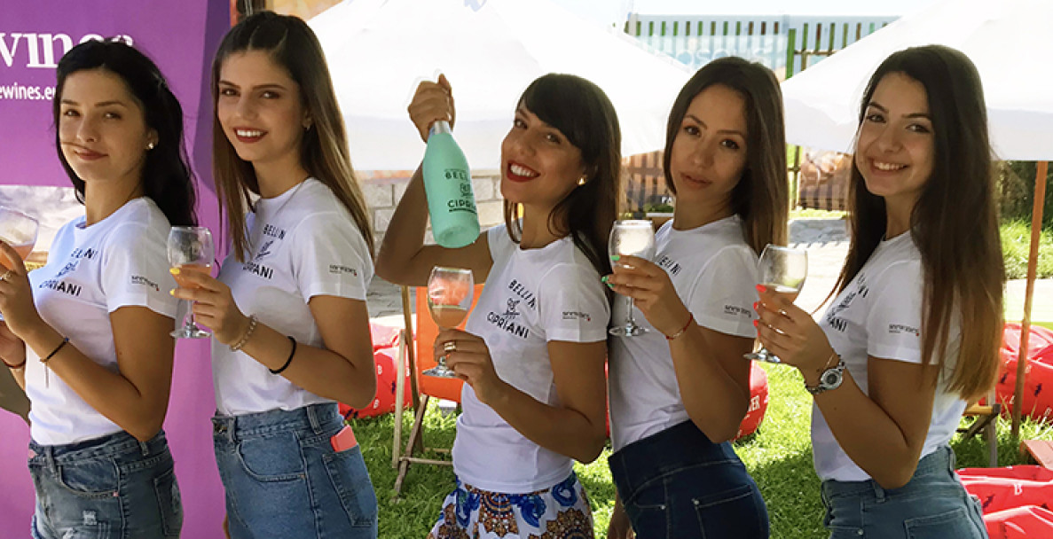 Промоция на Bellini в Patron XO Cafe & Shot Pool Bar