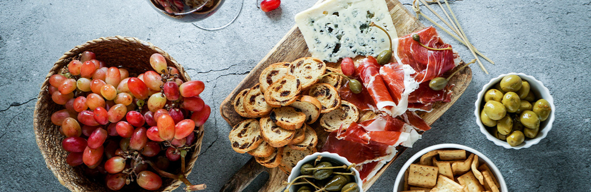 Испанска винена вечеря Vino & Tapas