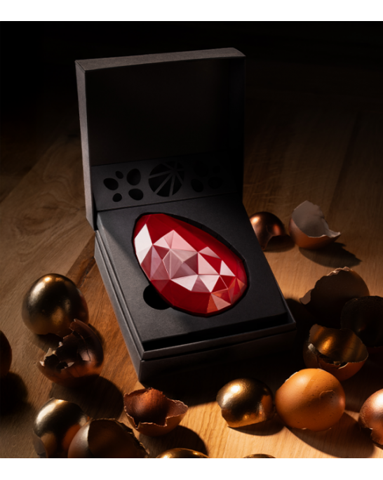 La Feve Red Fabergé with dragees