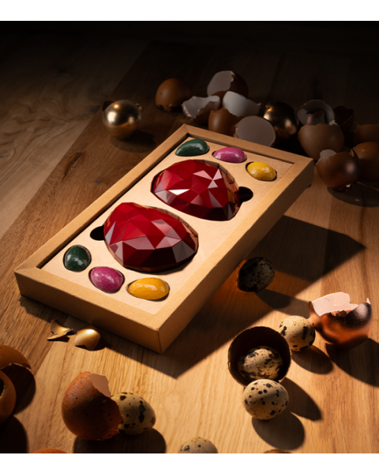 La Feve Red Fabergé with garnish