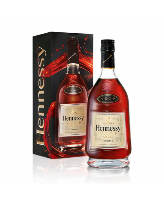 Hennessy V.S.O.P с кутия