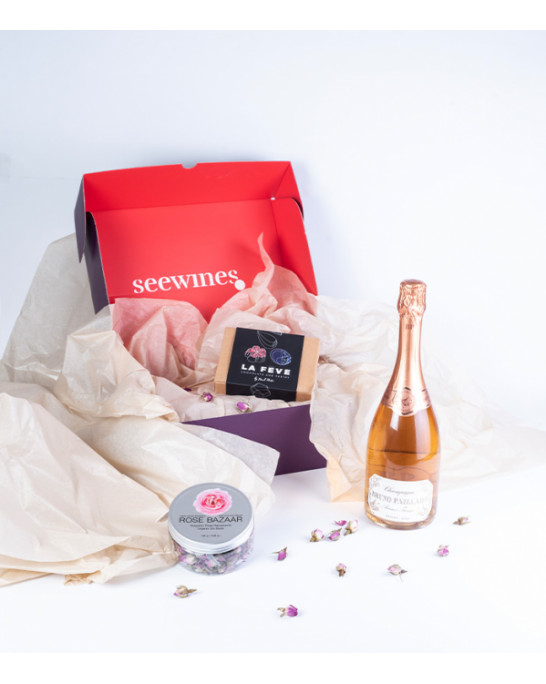 Подаръчен Пакет Шампанско и рози