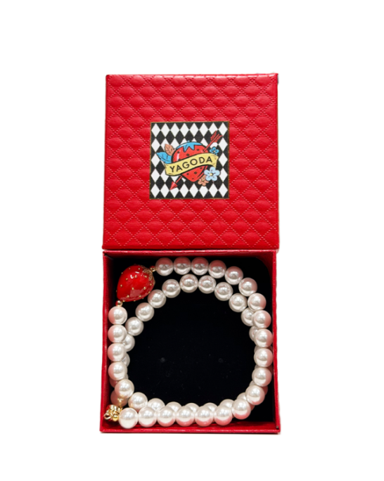 Yagoda by Vanya Shtereva перли с червена ягода