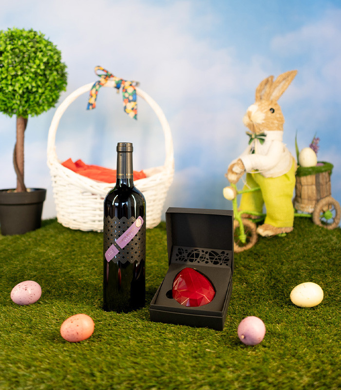 Basket with Easter Faberge