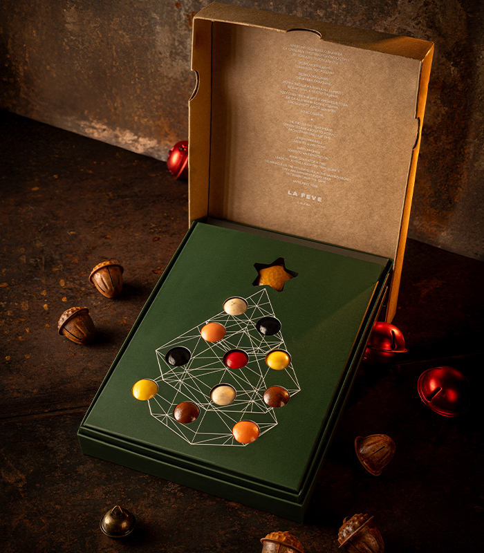 Feve Decorated Christmas Tree