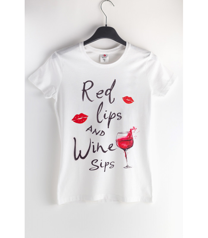 T-shirt  Red Lips & Wine Sips
