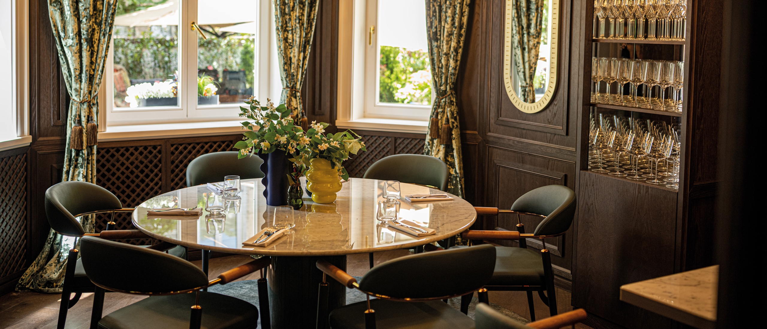 Jardin Restaurant – интериор и атмосфера